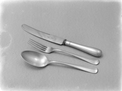 Mes, vork en lepel van roestvrij staal, Bestanddeelnr 189-1135 photo