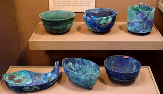 Metal vessels, Mesopotamia - Oriental Institute Museum, University of Chicago - DSC07268