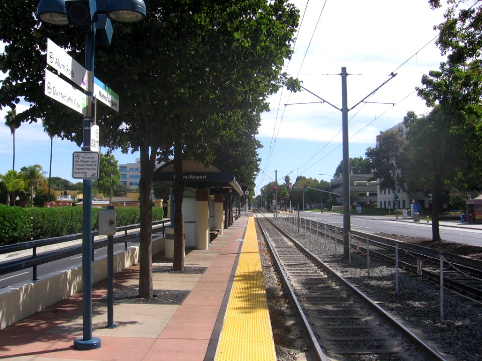 Metro-Airport (VTA) 1658 09
