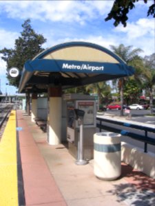 Metro-Airport (VTA) 1657 08