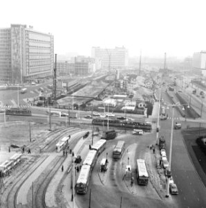 Metro voor het Centraal Station te Rotterdam, verleggin g van het tramrailcomple, Bestanddeelnr 916-3113