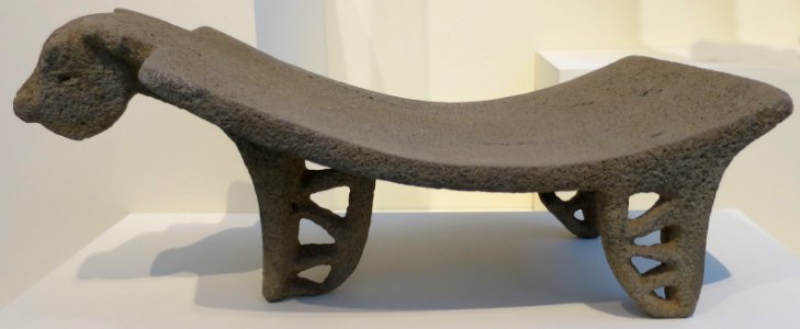 Metate (grinding stone) with jaguar head, Costa Rica, Honolulu Museum of Art, 13061.1