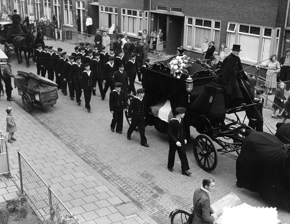 Marvo begrafenis, Bestanddeelnr 904-8119