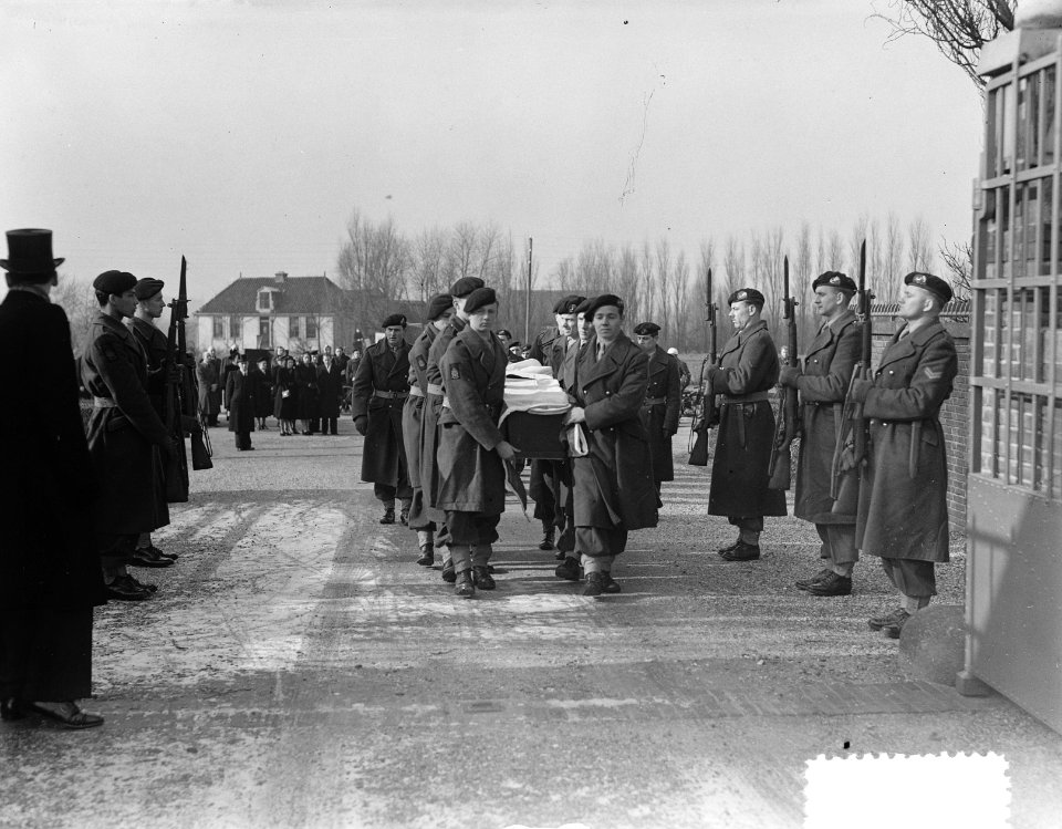 Marvo begrafenis Amsterdam, Bestanddeelnr 904-9697