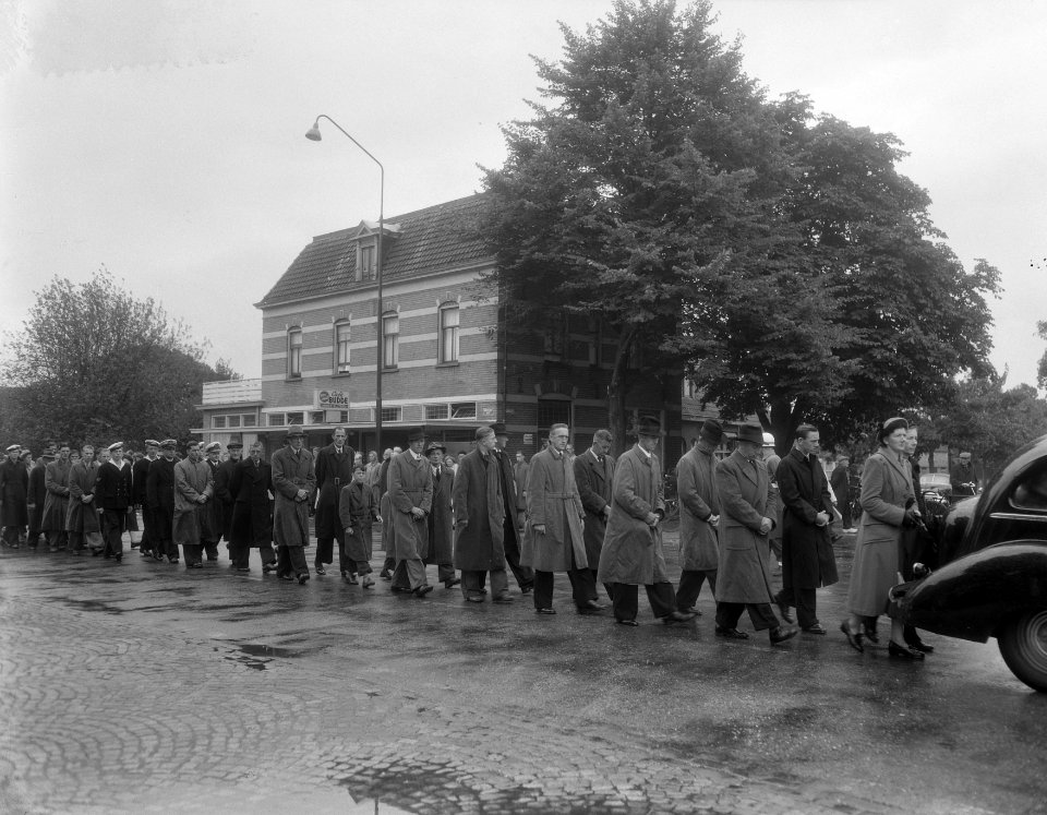 Marvo begrafenis matroos A. J. Haas , Nijverdal, Bestanddeelnr 906-6615