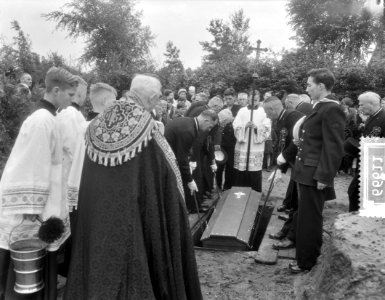 Marvo begrafenis matroos A. J. Haas , Nijverdal, Bestanddeelnr 906-6611 photo