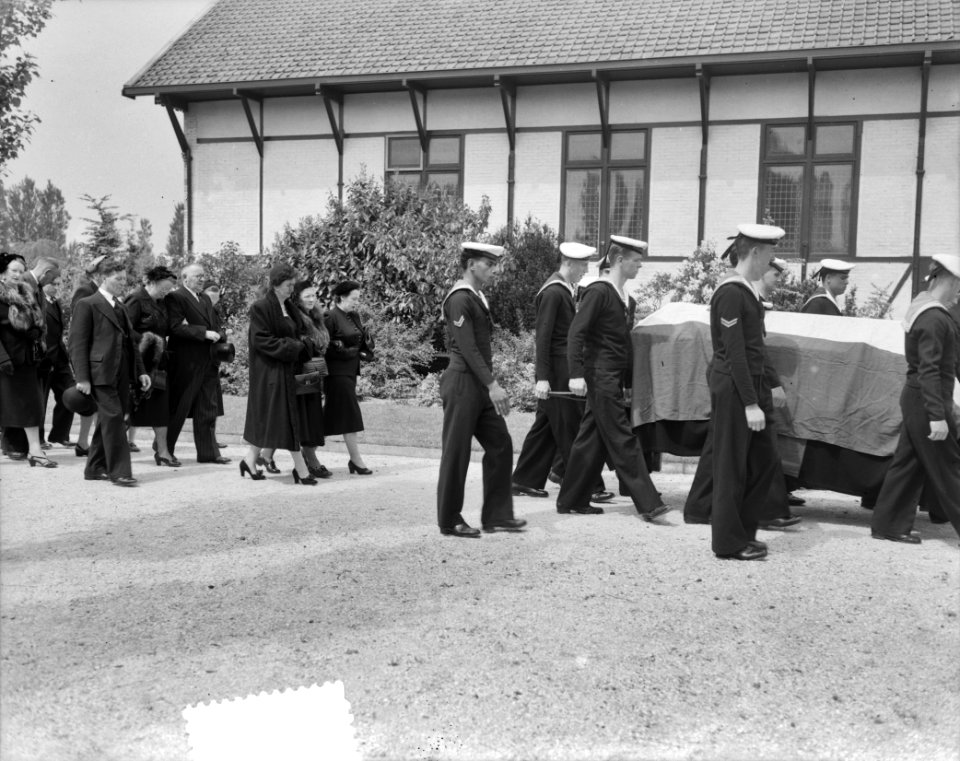 Marvo begrafenis Den Haag, Bestanddeelnr 905-7396