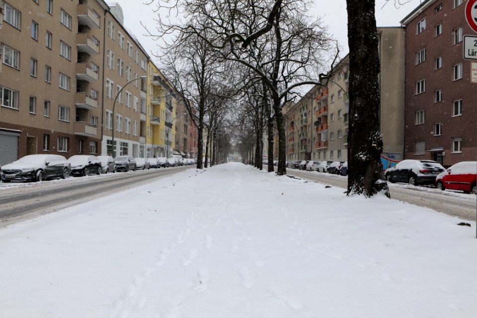 Martin-Luther-Straße Berlin-Schöneberg with snow 2021-02-08 02
