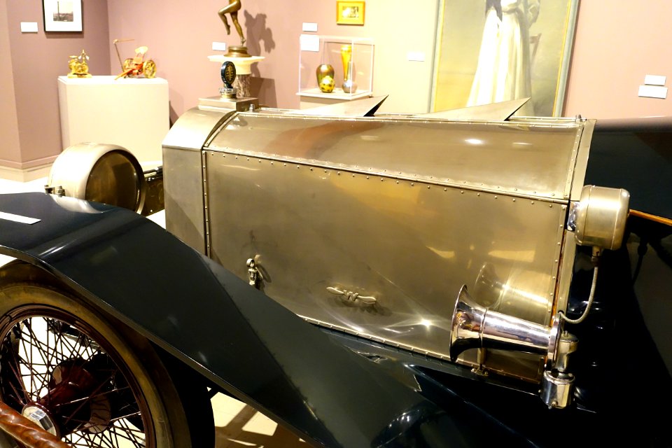 Martin-Wasp Touring Car, view 8, designed by Karl Hamlin Martin, made by Martin-Wasp Corporation, c. 1924, Bennington VT - Bennington Museum - Bennington, VT - DSC09075
