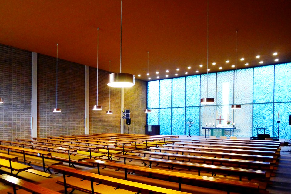 Martinus-Kirche (Tegel) innen