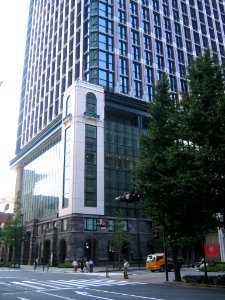 Marunouchi park building 1