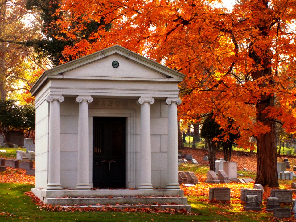 Mason Mausoleum, Allegheny Cemetery, 2015-11-02, 01