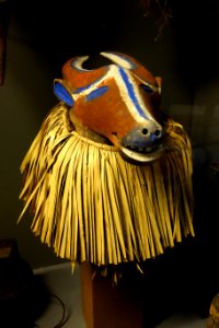 Mask of buffalo - Holo - Royal Museum for Central Africa - DSC06484