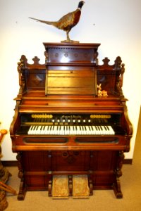 Mason & Hamlin organ - Mount Angel Abbey Museum - Mount Angel Abbey - Mount Angel, Oregon - DSC00075