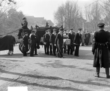 Marvo begrafenis Mil Werkman van de Wiel te Noordwijk aan Zee, Bestanddeelnr 906-3343