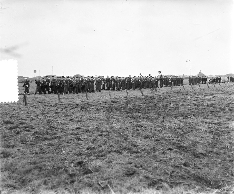 Marvo begrafenis Majoor der Marvo D. J. Vos, Den Helder, Bestanddeelnr 906-2603