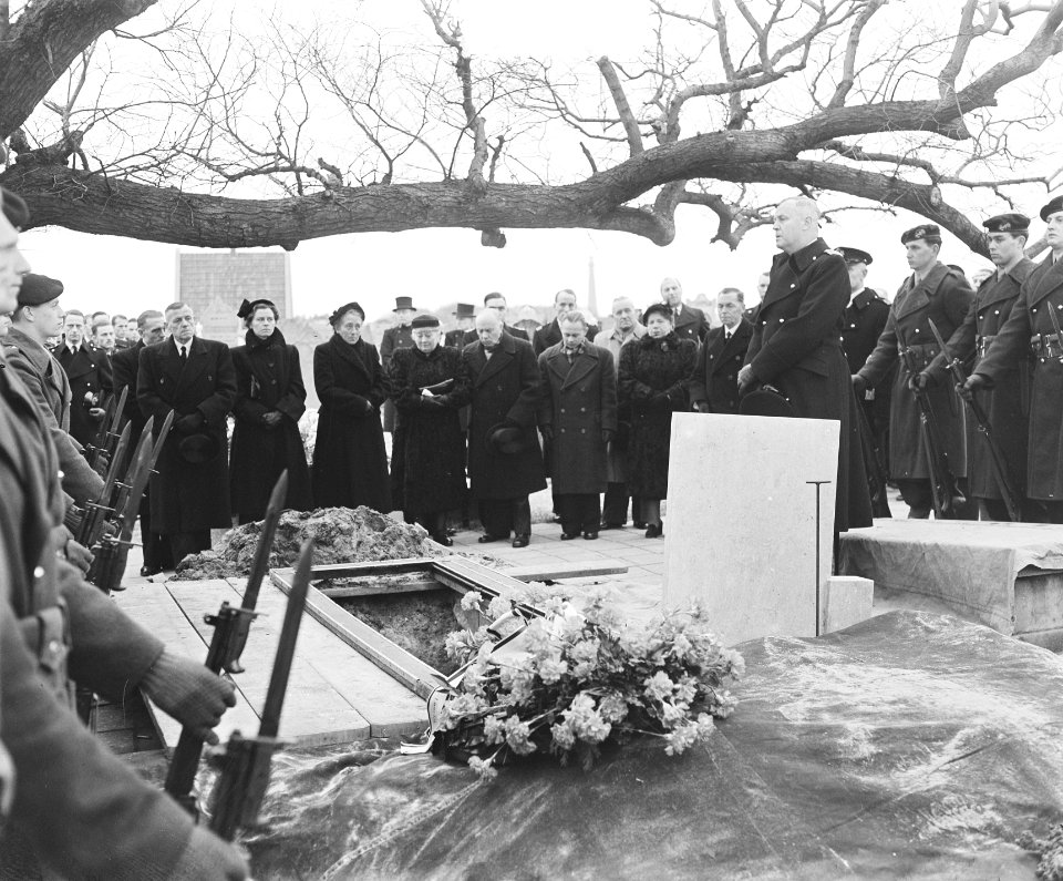 Marvo begrafenis Majoor der Marvo D. J. Vos, Den Helder, Bestanddeelnr 906-2601