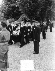 Marvo begrafenis matroos 1e kl. J. W. Stark begraafplaats Vredenhof, Bestanddeelnr 905-8143