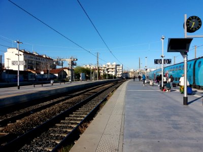 Marseille - Gare Saint-Charles, quais I et H (repère U) photo