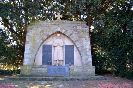 Marxheim, Eichstraße, Gefallenendenkmal