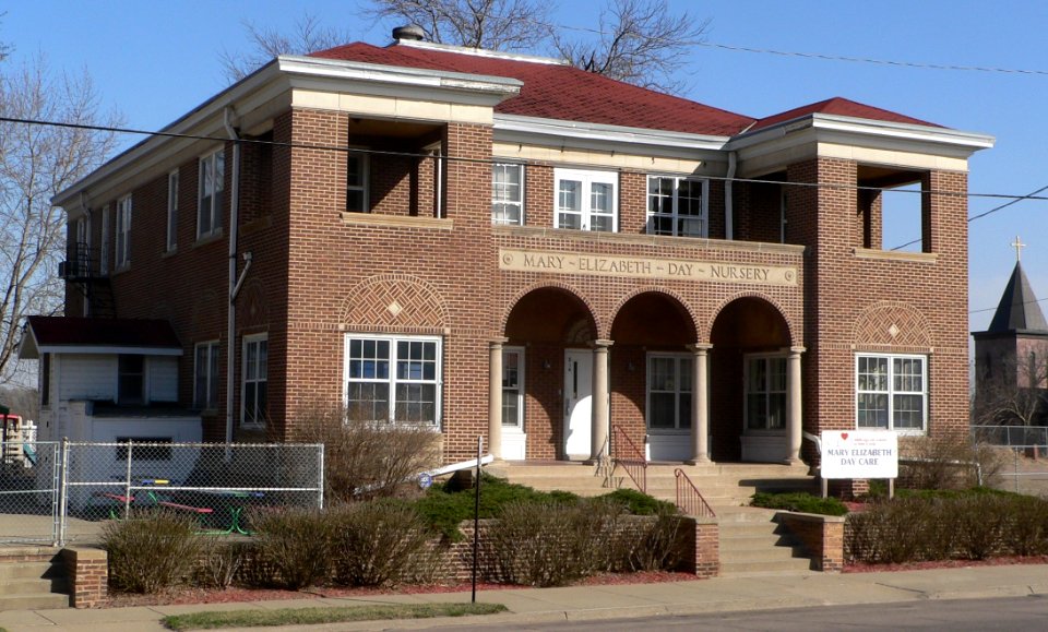 Mary Elizabeth Day Nursery (Sioux City) from NW 1