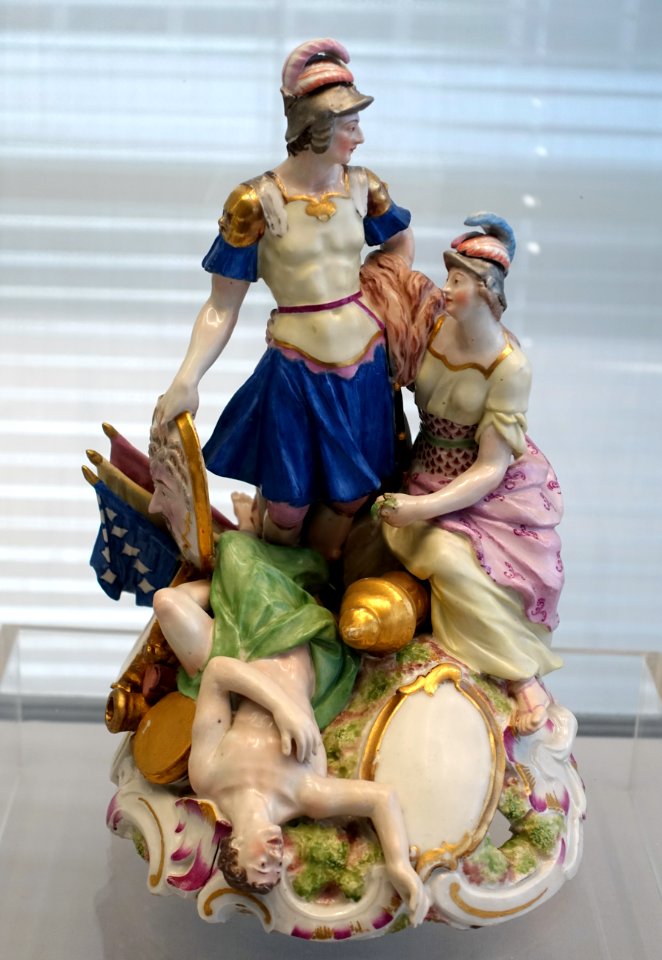 Mars and Athena, J. J. Niedermeyer, Vienna, c. 1750-1755, porcelain, overglaze colors - Germanisches Nationalmuseum - Nuremberg, Germany - DSC02649