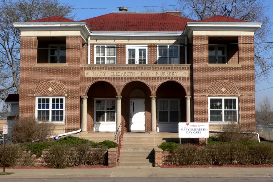 Mary Elizabeth Day Nursery (Sioux City) from W 1