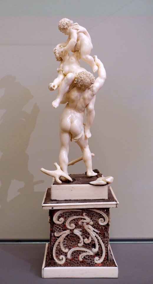 Mars, Venus, and Cupid (probably), Furienmeister, c. 1620, ivory, wood - Bode-Museum - DSC03435