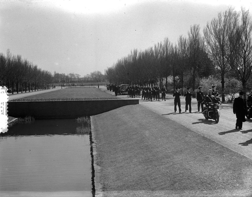 Marvo begrafenis Sergeant Wessels Haarlem, Bestanddeelnr 905-6766
