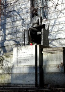 Mary Dyer by Sylvia Shaw Judson - Boston, MA - DSC05489