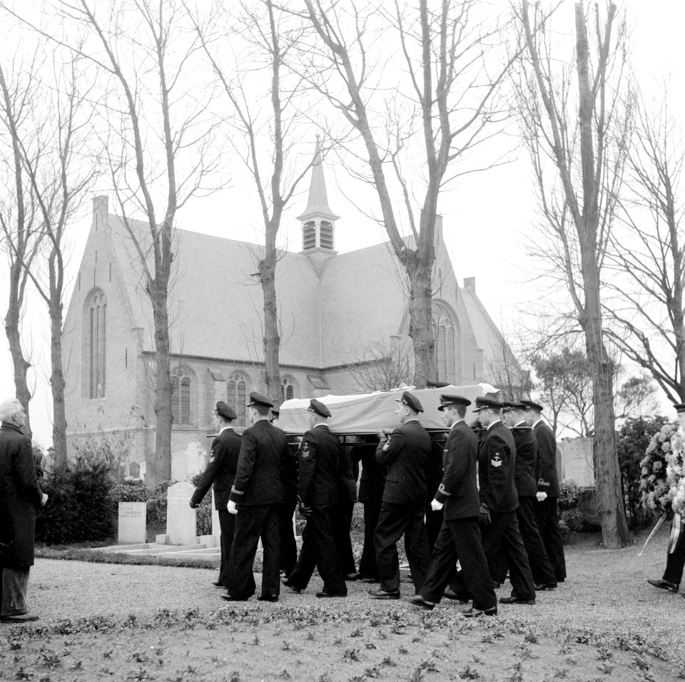 Marvobegrafenis Ltz II L Dekker te Oegstgeest, Bestanddeelnr 909-1020