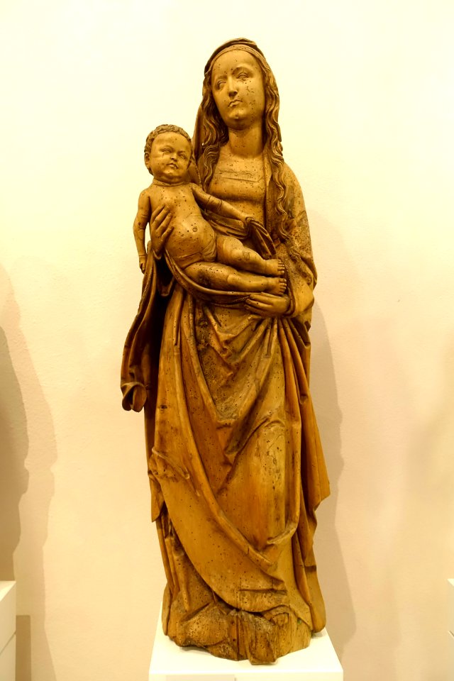 Mary and Child by the circle of Tilman Riemenschneider, c. 1520-1525, linden wood - Mainfränkisches Museum - Würzburg, Germany - DSC04783