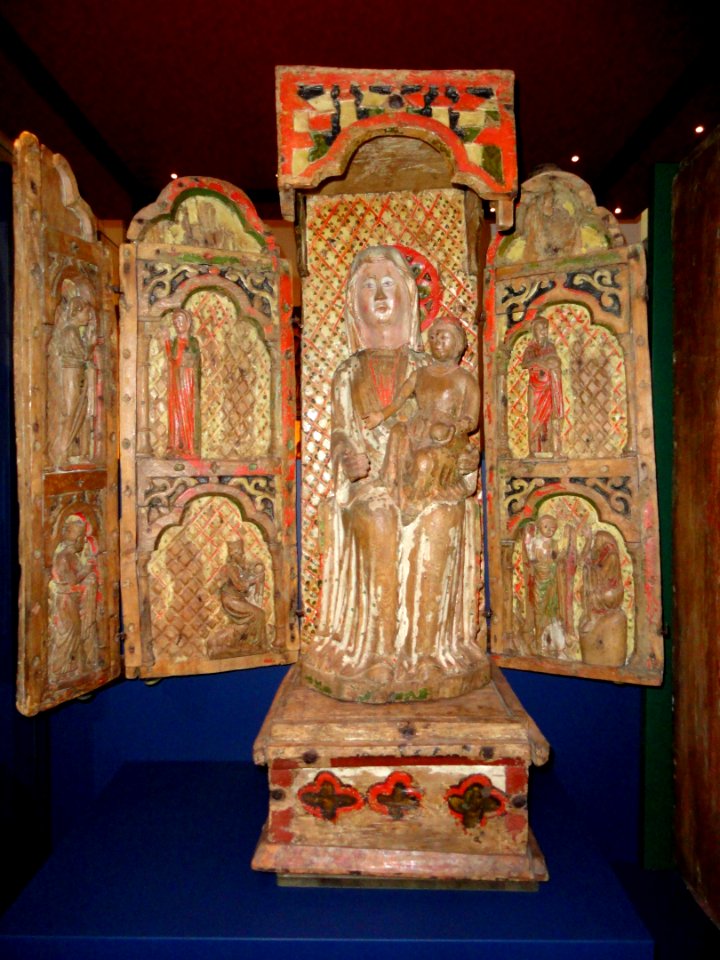 Mary - Anne, Urjala Church, Master of Sääksmäki, ca. 1450 - National Museum of Finland - DSC04205