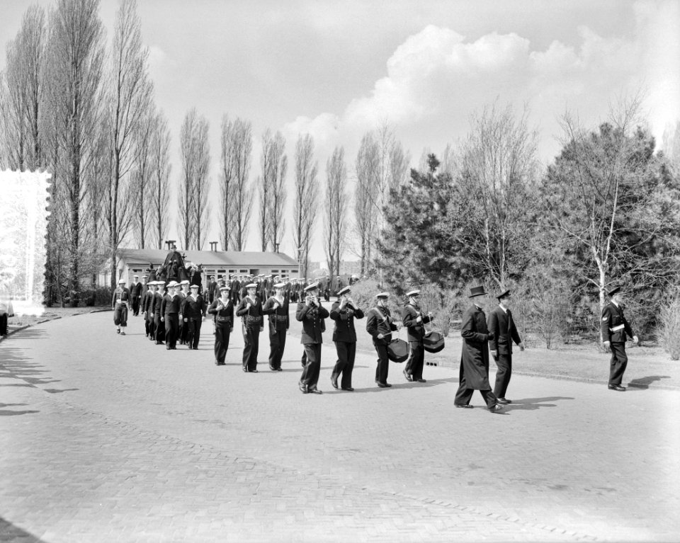 Marvo-begrafenis Rotterdam matroos V. S. Smit, Bestanddeelnr 907-7460