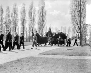 Marvo-begrafenis Rotterdam matroos V. S. Smit, Bestanddeelnr 907-7459