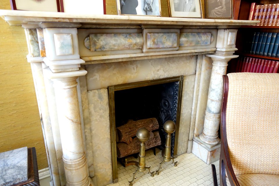 Master bedroom fireplace - Haas-Lilienthal House - San Francisco, CA - DSC05054