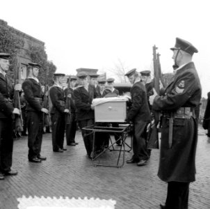 Marvobegrafenis Sergeant Kok W Bouwman Vlissingen, Bestanddeelnr 908-3505