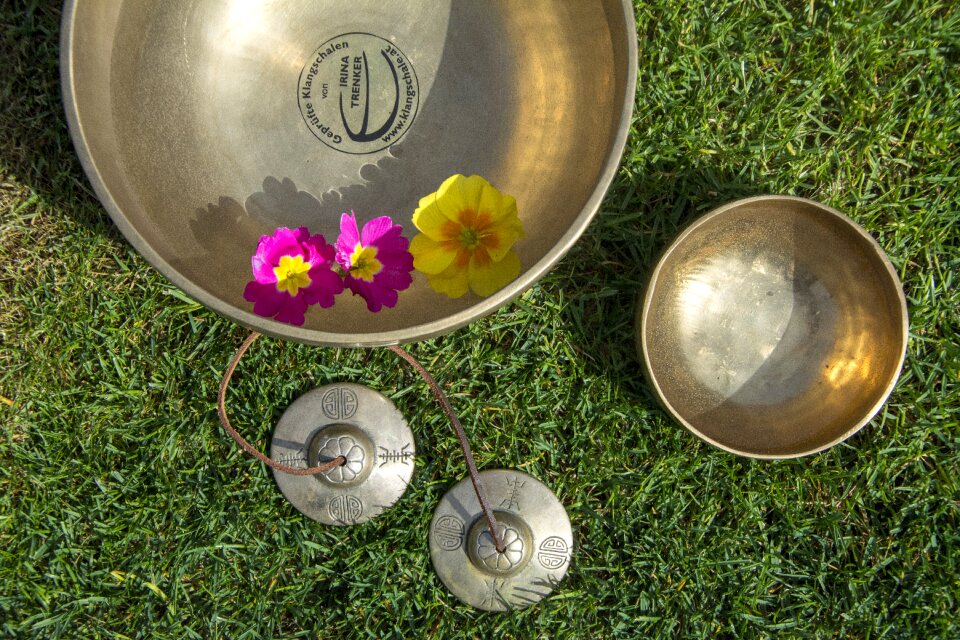 Energy singing bowl soul
