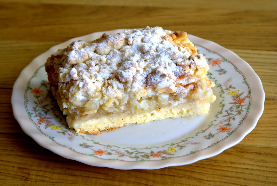 Apple delicious the cake