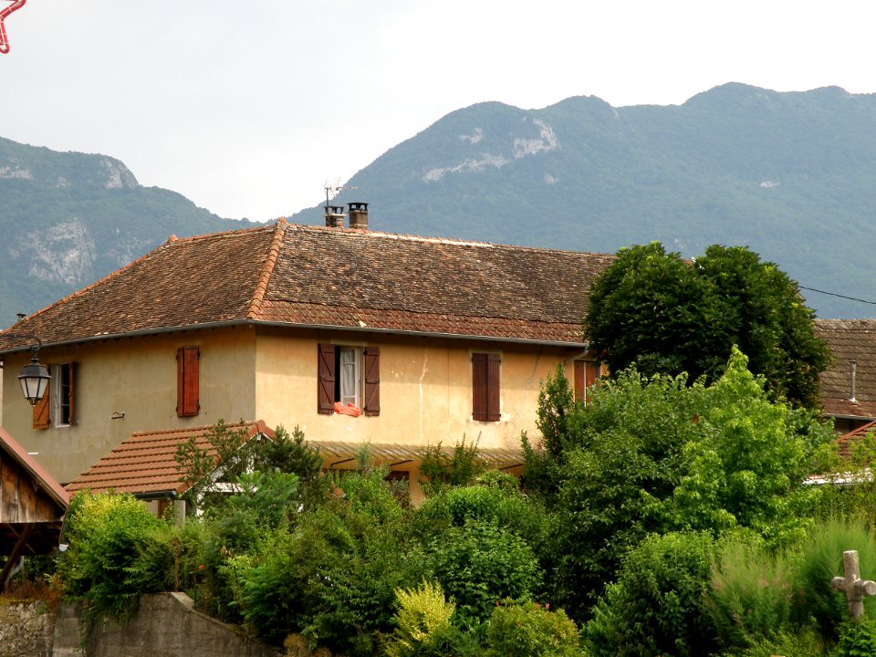 Massignieu-de-Rives Bourg-centre