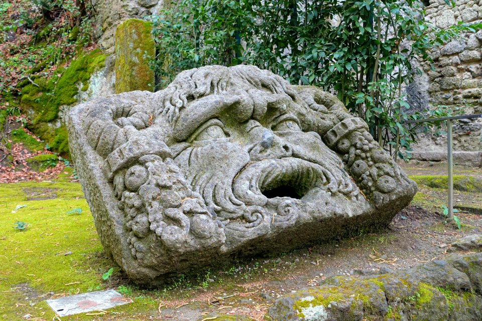 Mascaron - Parco dei Mostri - Bomarzo, Italy - DSC02524