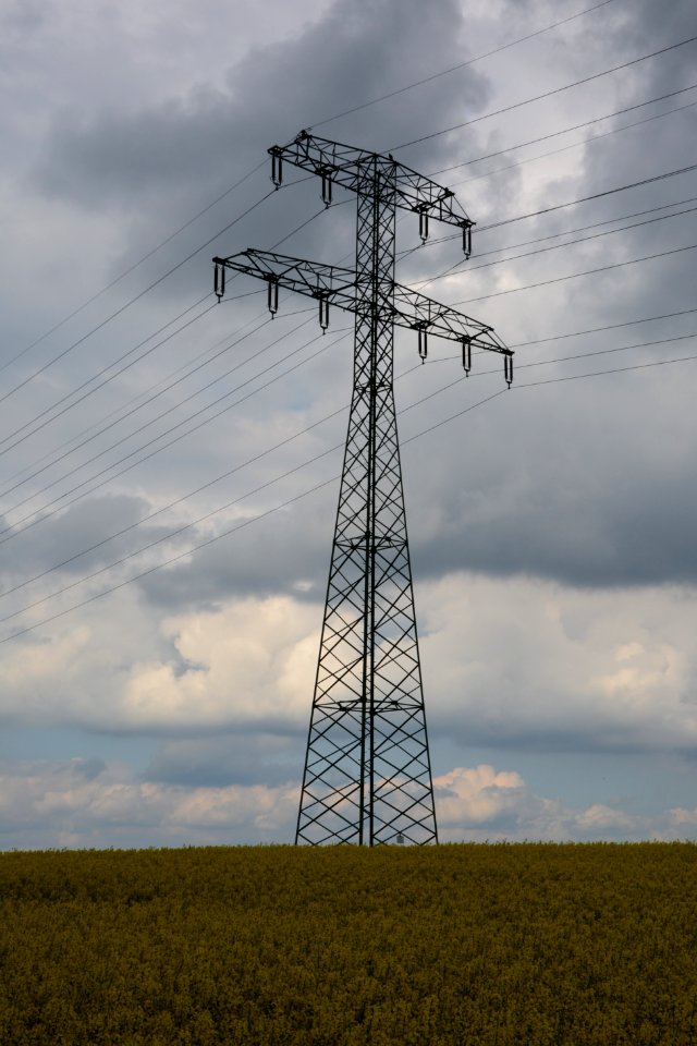 Mast einer 110kV-Leitung nahe Dresden
