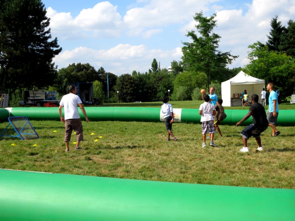 Match de tchoukball evry 2013 6