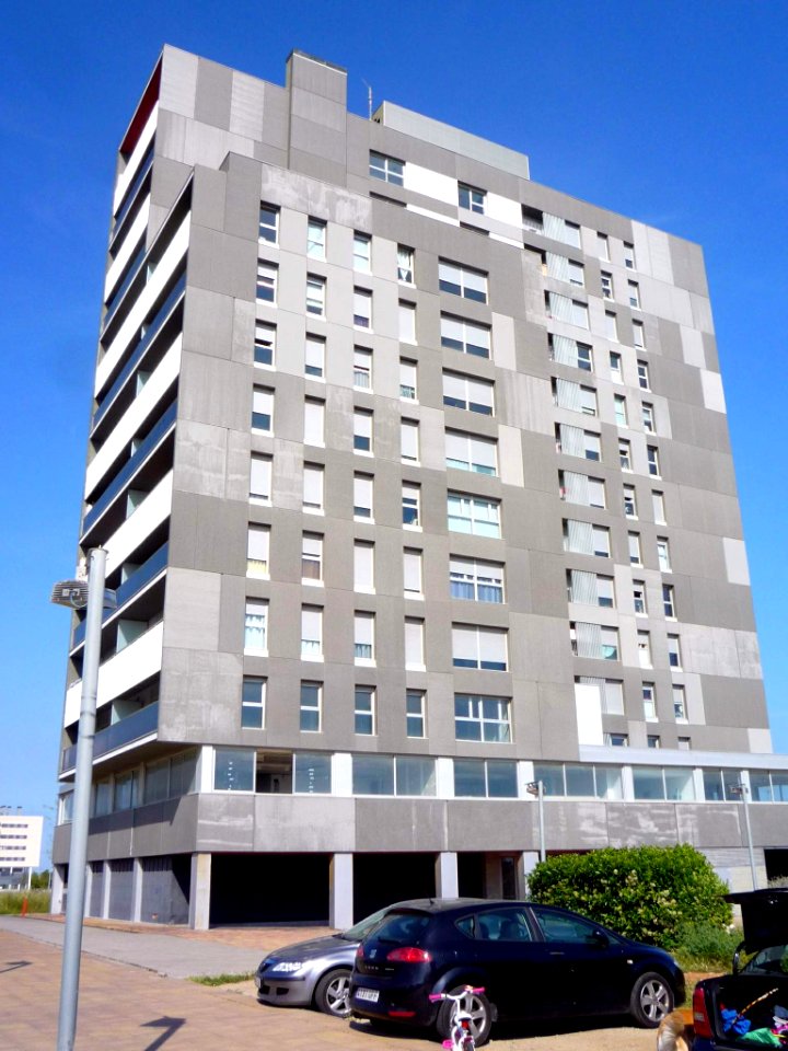 Mataró - Edificio de viviendas en Carrer Jaume Vicens Vives 109 (7)