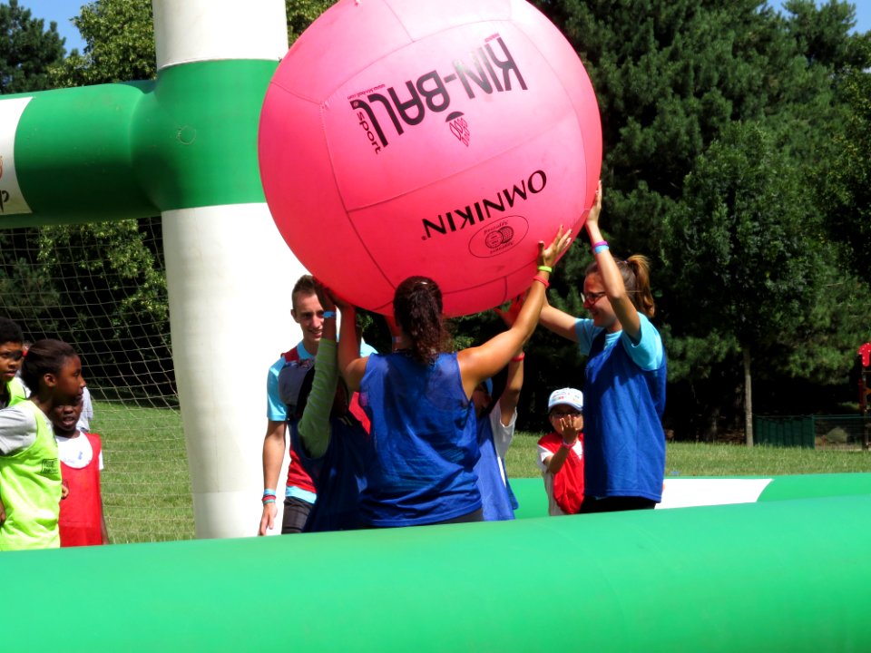 Match de kinball evry 2013 initiation 6