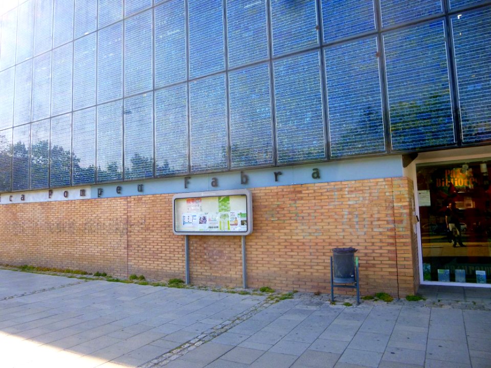 Mataró - Biblioteca Pompeu Fabra 3