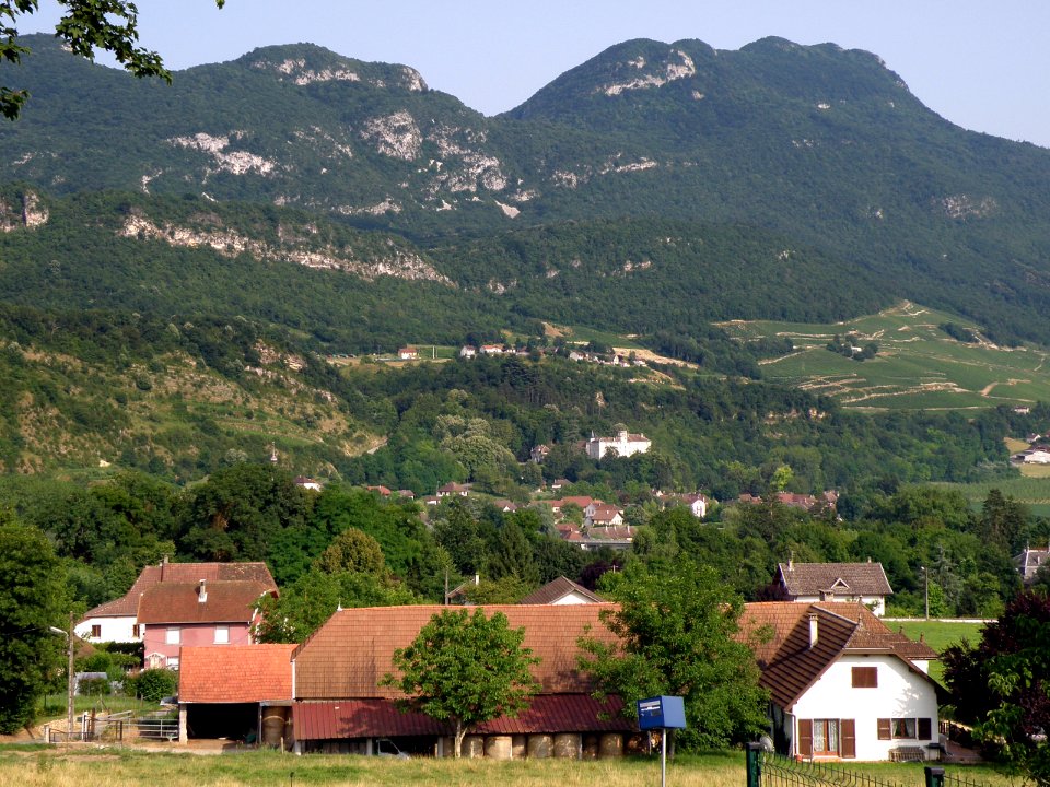Massignieu-de-Rives La Tour 3