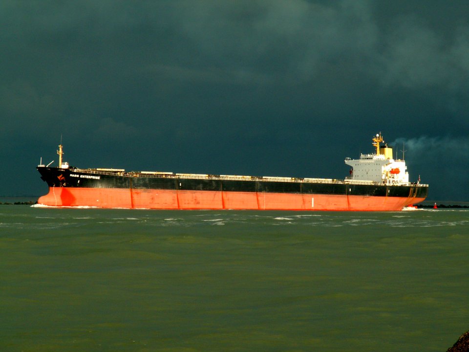 Mass Enterprise - IMO 9046904 - Callsign 3FFE3 p2-1, Port of Rotterdam, Holland 11-Feb-2006