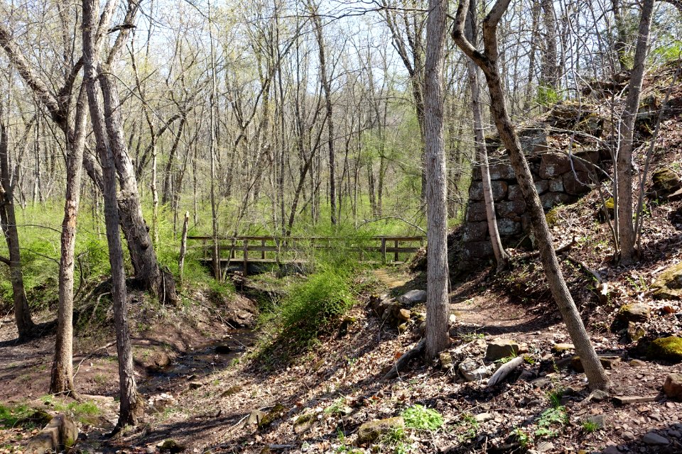 Masonry (east bank) - Farmington Canal Aqueduct - Farmington, CT - DSC02174