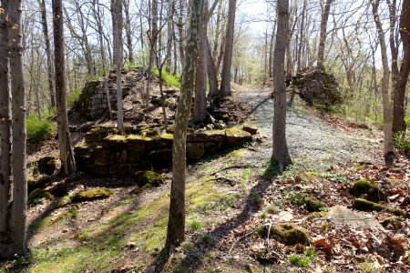 Masonry (east bank) - Farmington Canal Aqueduct - Farmington, CT - DSC02180